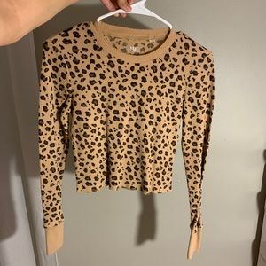 Long sleeve crop top shirt